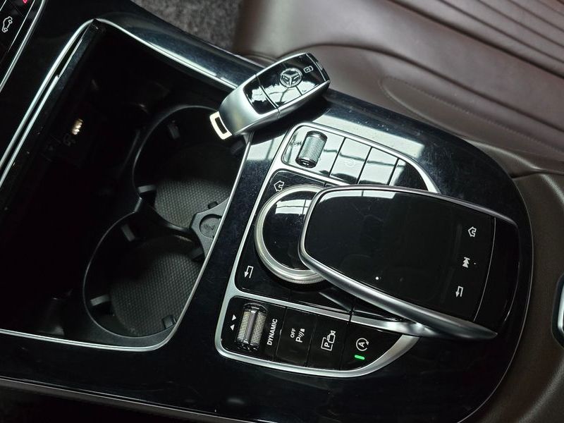 2020 Mercedes-Benz S-Class CLS300d AMG Line photo 16