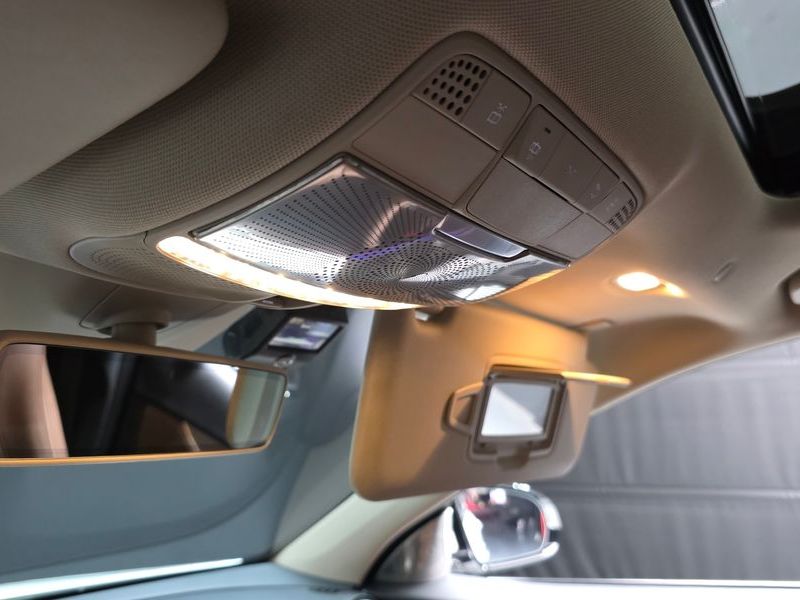 2018 Mercedes-Benz E-Class E200 Avantgarde photo 17
