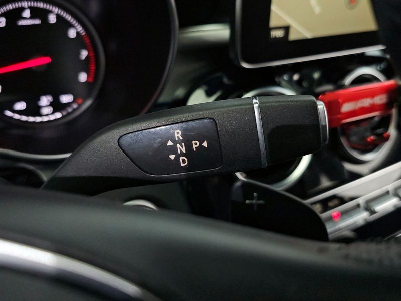2018 Mercedes-Benz C-Class C200 Avantgarde photo 9