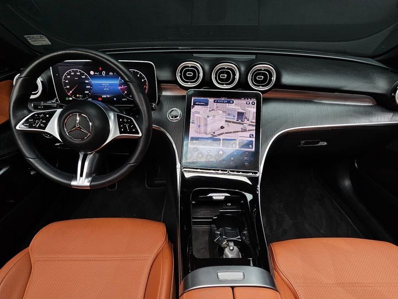 2023 Mercedes-Benz C-Class C300 4MATIC Avantgarde photo 7