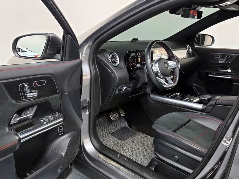 2023 Mercedes-Benz A-Class GLA250 4MATIC photo 10