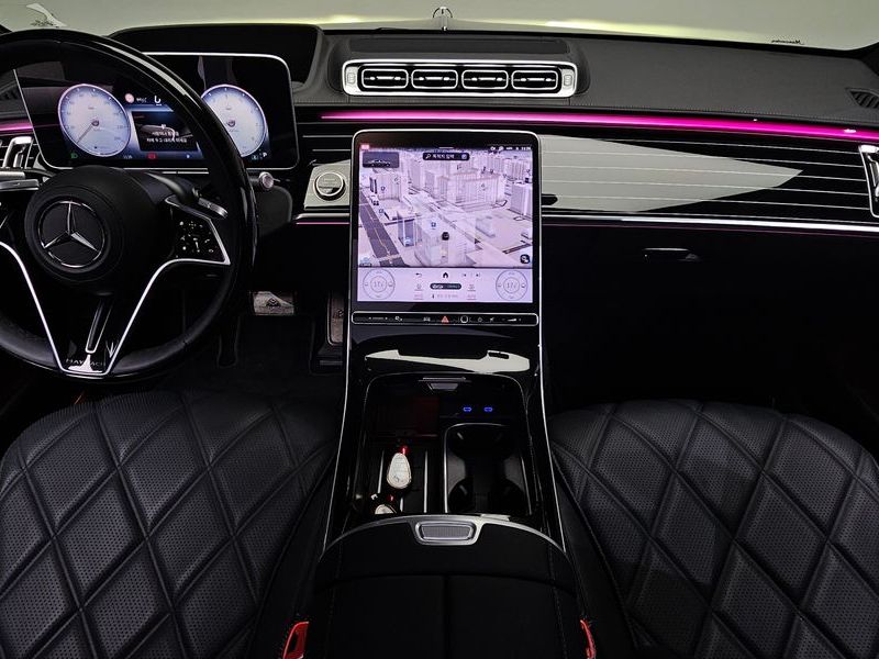 2025 Mercedes-Benz S-Class Maybach S580 4MATIC photo 7