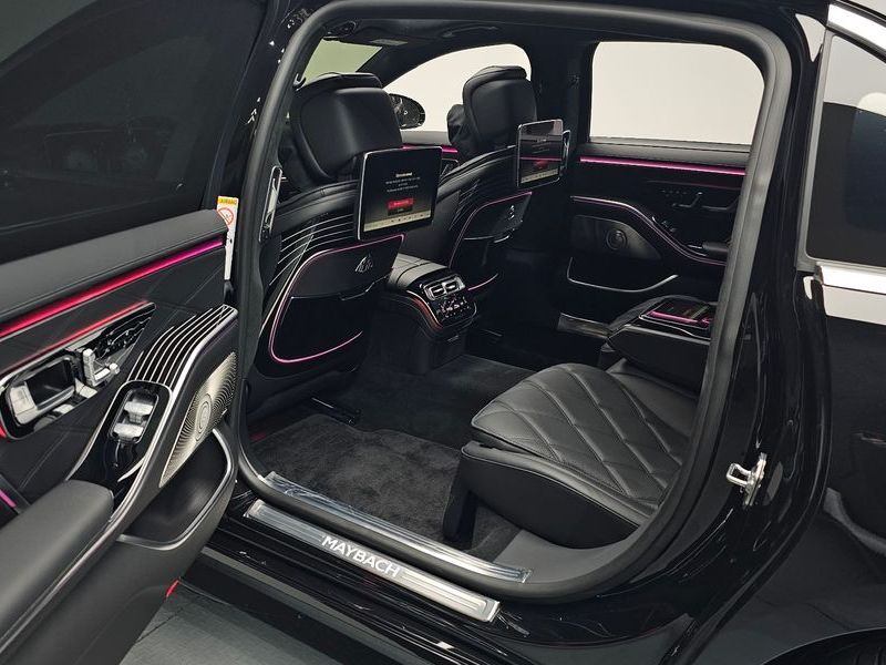 2025 Mercedes-Benz S-Class Maybach S580 4MATIC photo 11