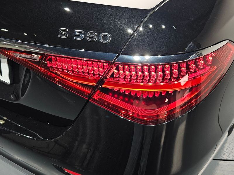 2025 Mercedes-Benz S-Class Maybach S580 4MATIC photo 23