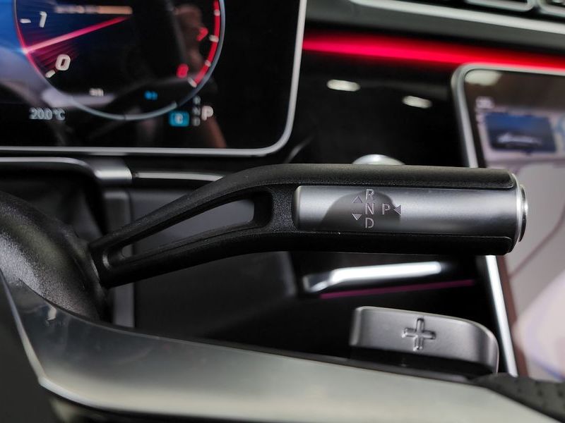 2022 Mercedes-Benz S-Class S500L 4MATIC photo 9