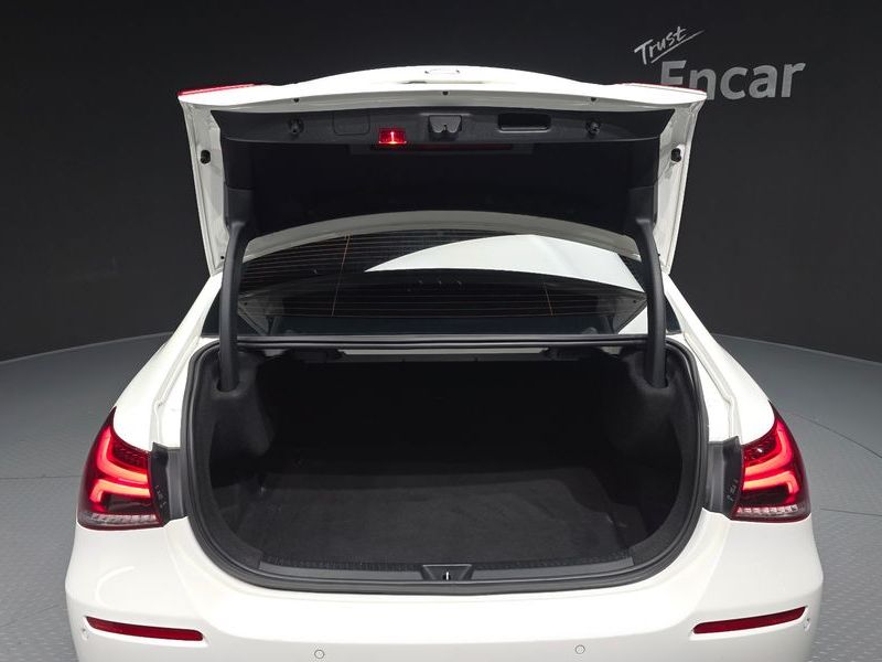 2020 Mercedes-Benz A-Class A220 Sedan photo 20