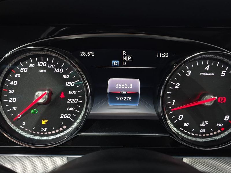 2018 Mercedes-Benz E-Class E200 Avantgarde photo 8