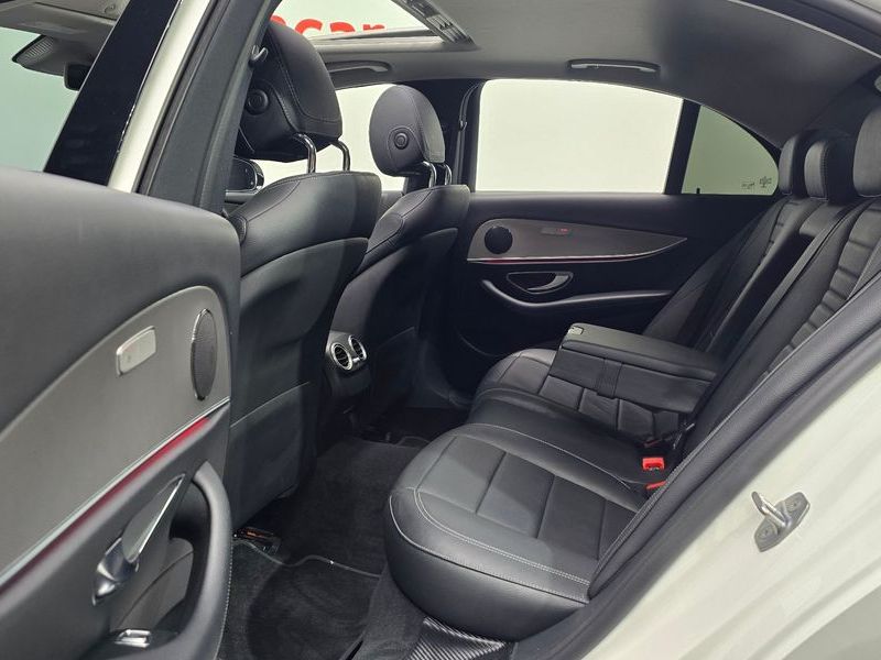 2018 Mercedes-Benz E-Class E200 Avantgarde photo 12