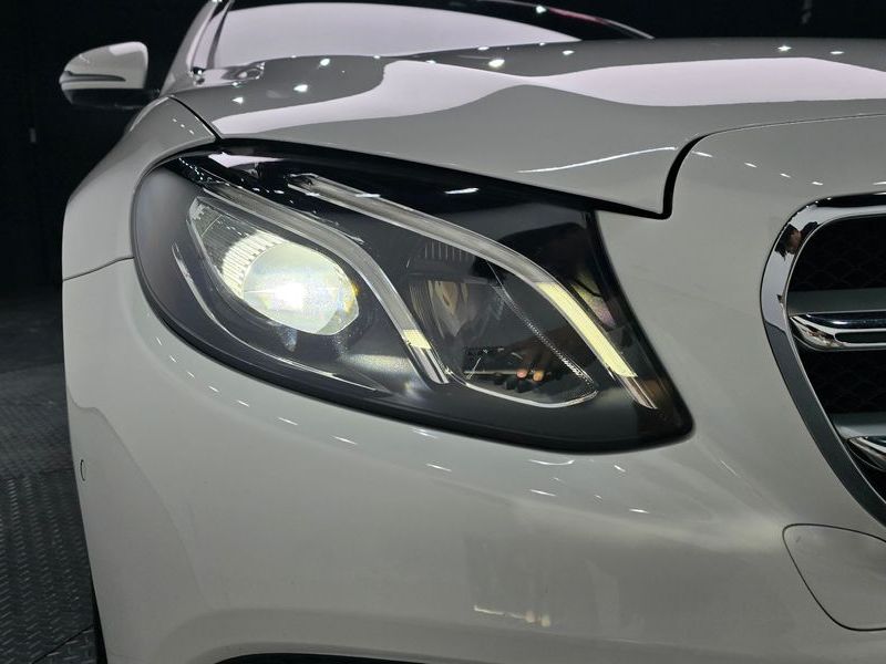 2018 Mercedes-Benz E-Class E200 Avantgarde photo 22