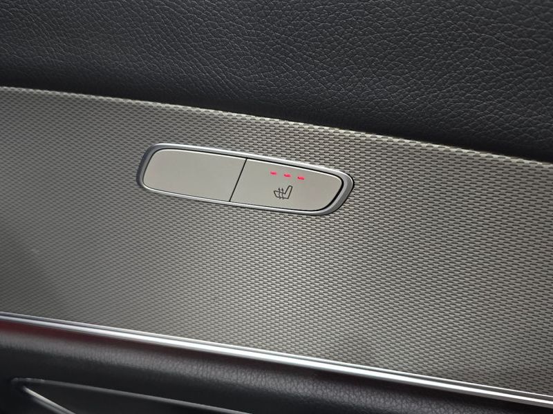 2018 Mercedes-Benz E-Class E200 Avantgarde photo 27
