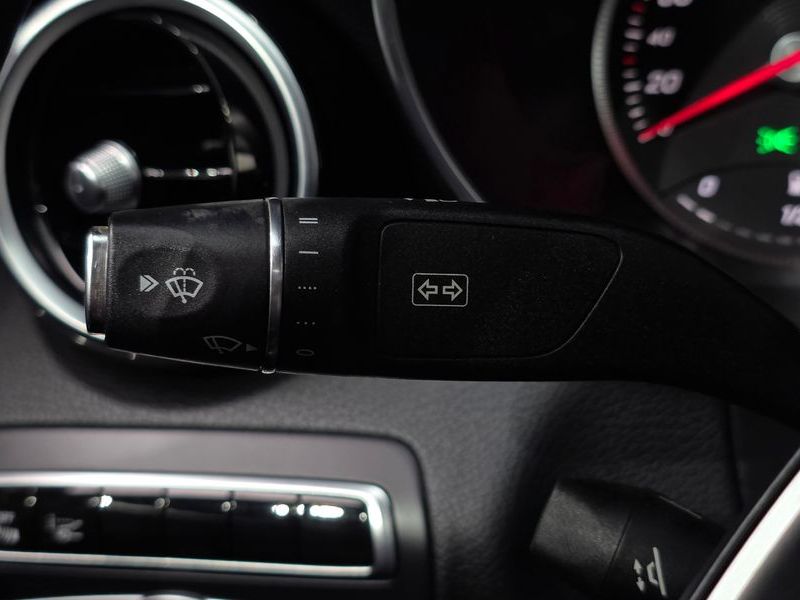 2016 Mercedes-Benz C-Class C220 d Avantgarde photo 27