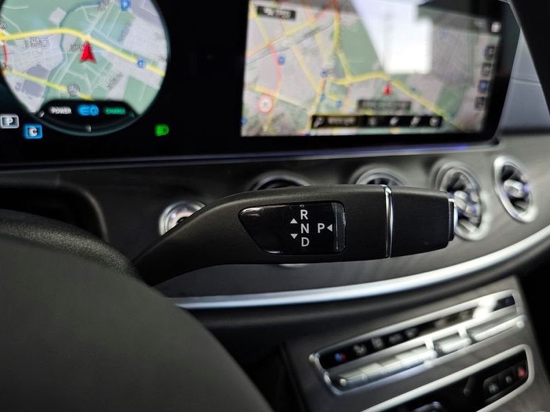 2022 Mercedes-Benz S-Class CLS300d 4MATIC photo 9