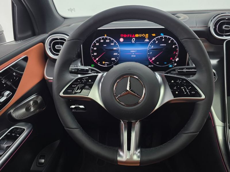 2026 Mercedes-Benz C-Class GLC300 4MATIC Avnatgarde Coupe photo 15