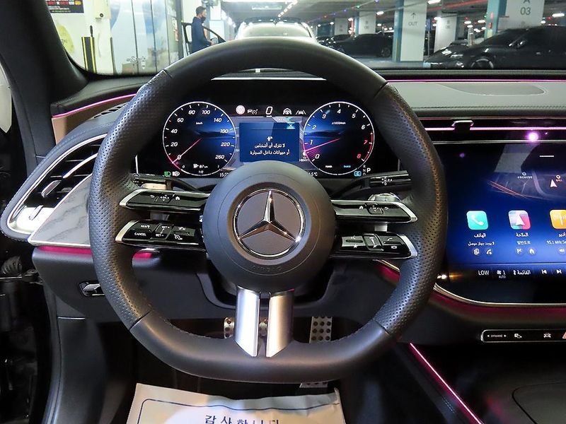 2026 Mercedes-Benz E-Class E200 AMG Line photo 8