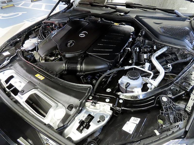 2026 Mercedes-Benz E-Class E200 AMG Line photo 19