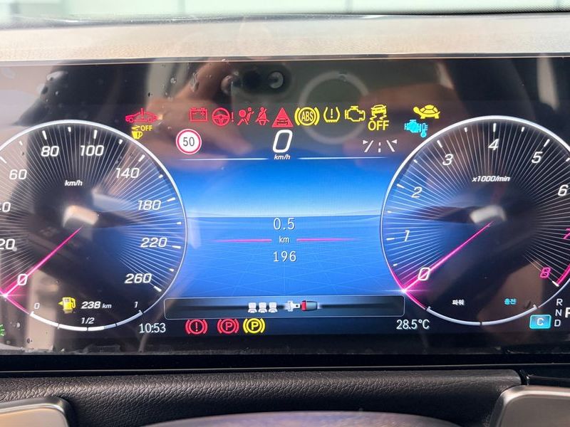 2025 Mercedes-Benz B-Class GLB250 4MATIC photo 8