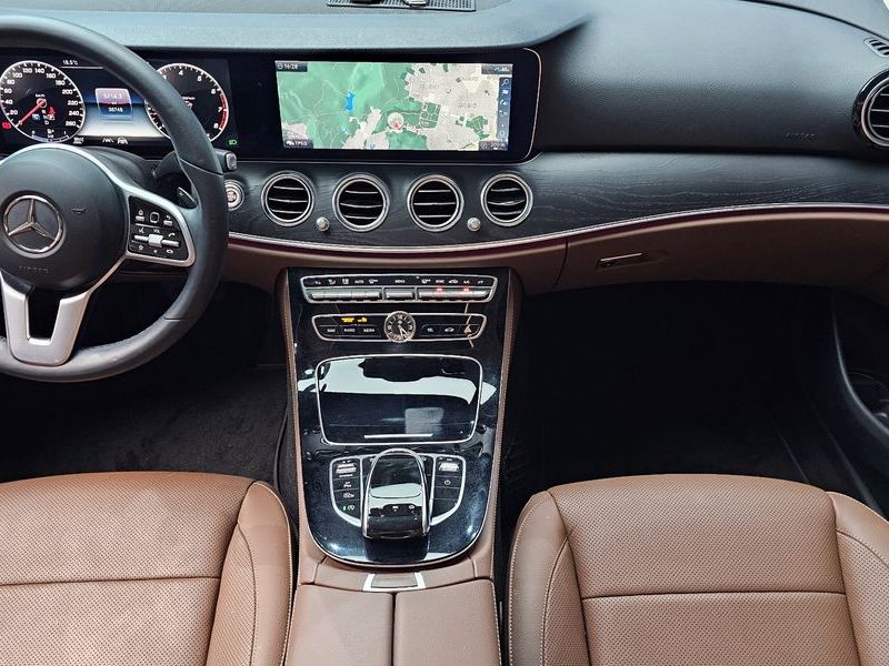 2020 Mercedes-Benz E-Class E300 Avantgarde photo 7