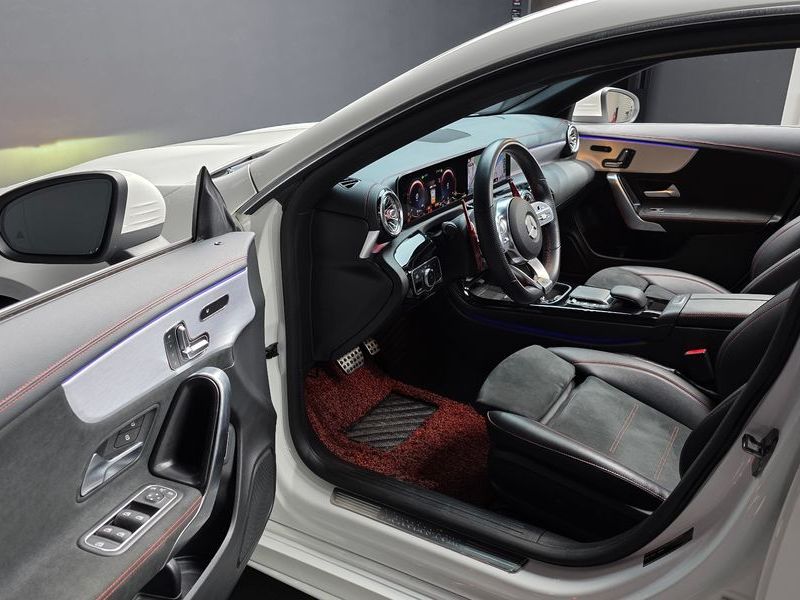 2020 Mercedes-Benz A-Class CLA250 4MATIC photo 11