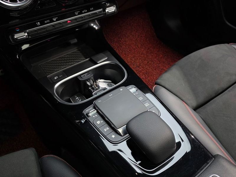 2020 Mercedes-Benz A-Class CLA250 4MATIC photo 19