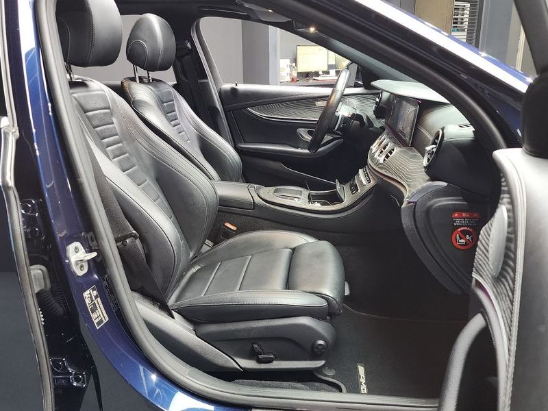 2021 Mercedes-Benz E-Class E350 4MATIC AMG Line Edition photo 11