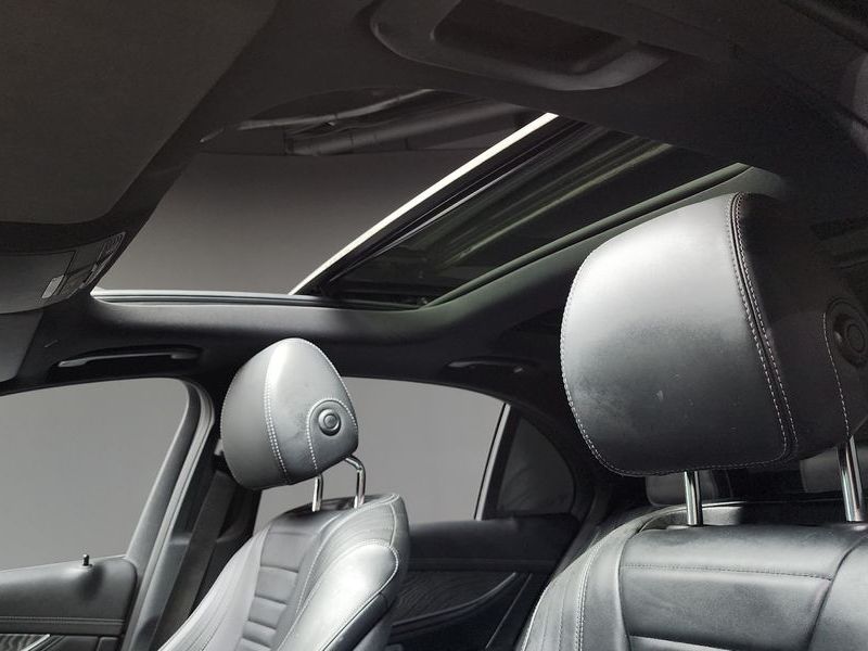 2021 Mercedes-Benz E-Class E350 4MATIC AMG Line Edition photo 18