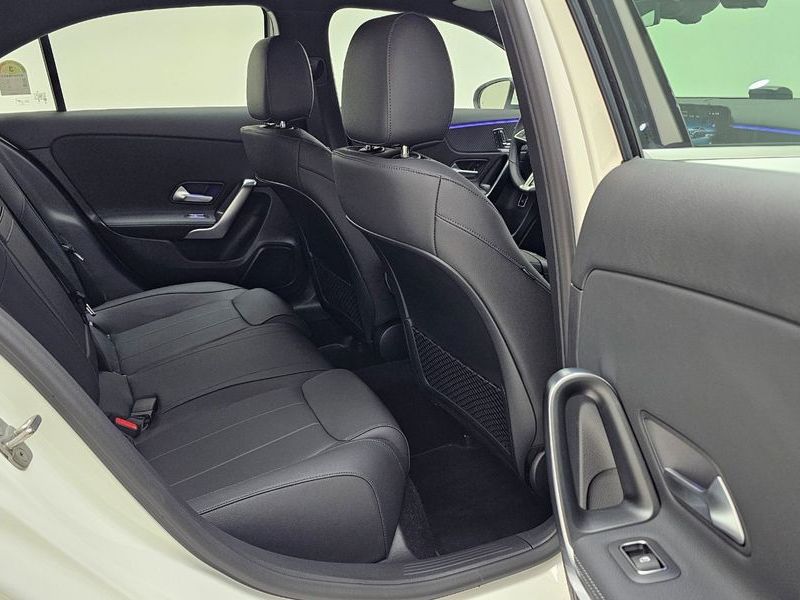 2026 Mercedes-Benz A-Class A220 Sedan photo 9