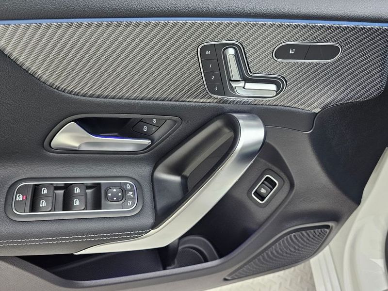 2026 Mercedes-Benz A-Class A220 Sedan photo 14