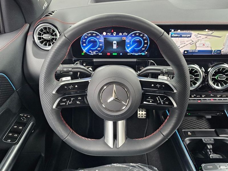 2025 Mercedes-Benz EQA H243 EQA250 AMG Line photo 13