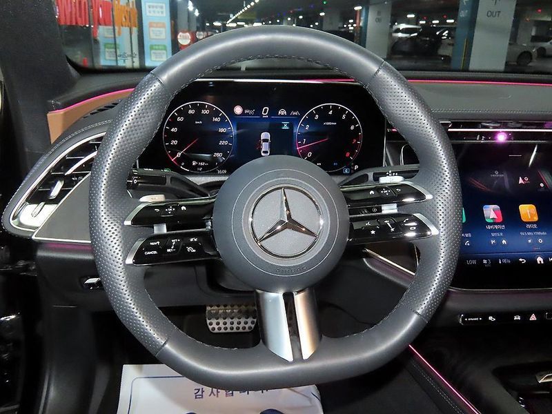 2026 Mercedes-Benz E-Class E200 AMG Line photo 8