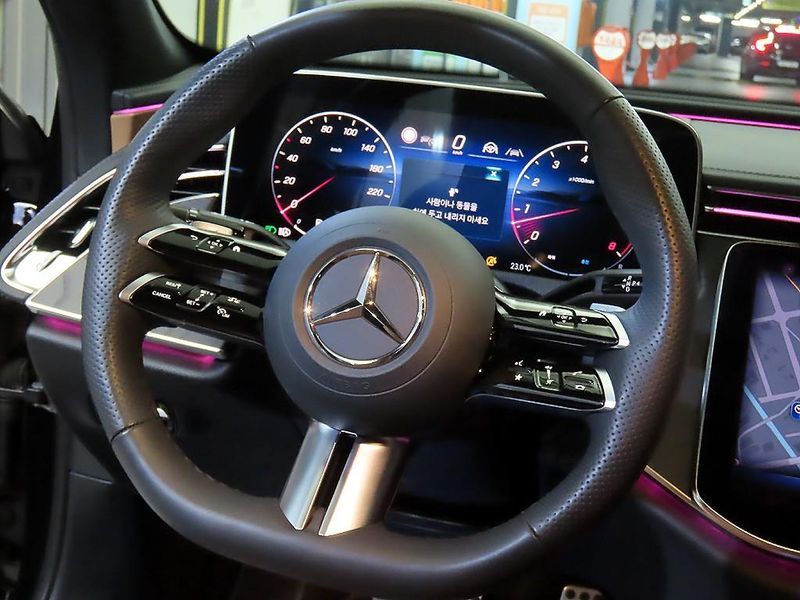 2026 Mercedes-Benz E-Class E200 AMG Line photo 8