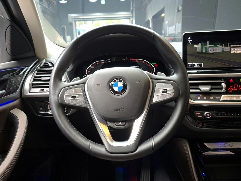 2022 BMW X4 xDrive20i xLine photo 14