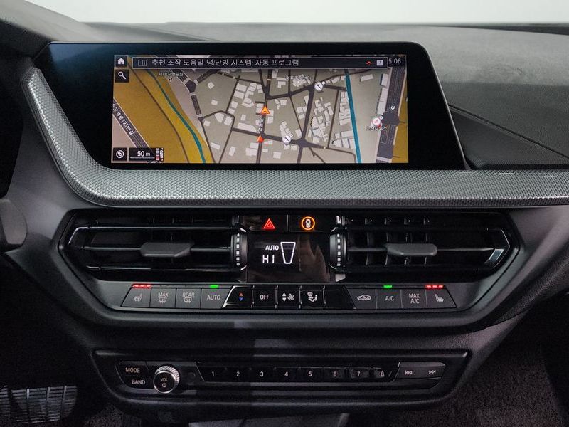 2022 BMW 1 Series 120i Advantage photo 15
