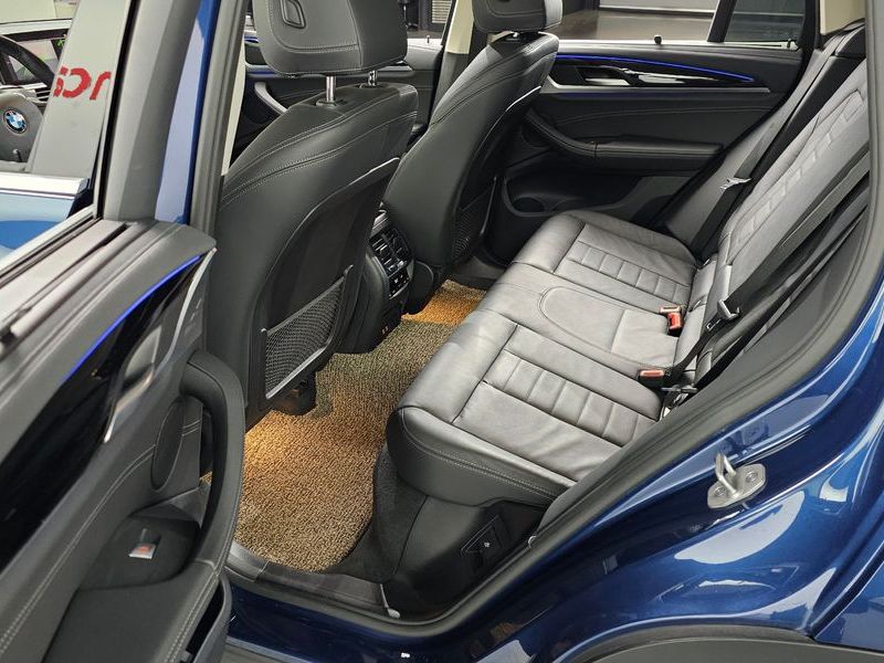 2021 BMW X3 xDrive 20d photo 12