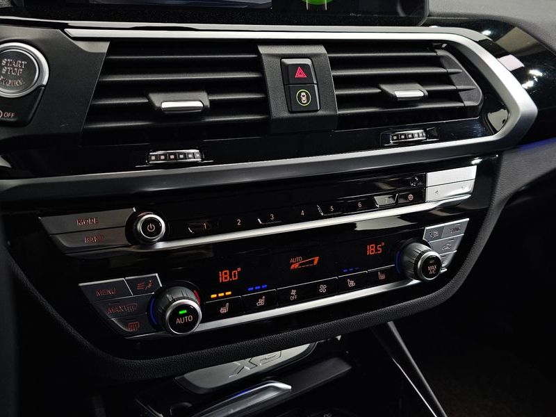 2021 BMW X3 xDrive 20d photo 30