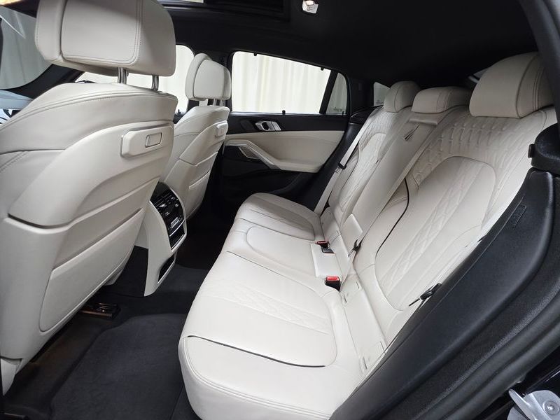 2025 BMW X6 xDrive40i M Sport photo 26