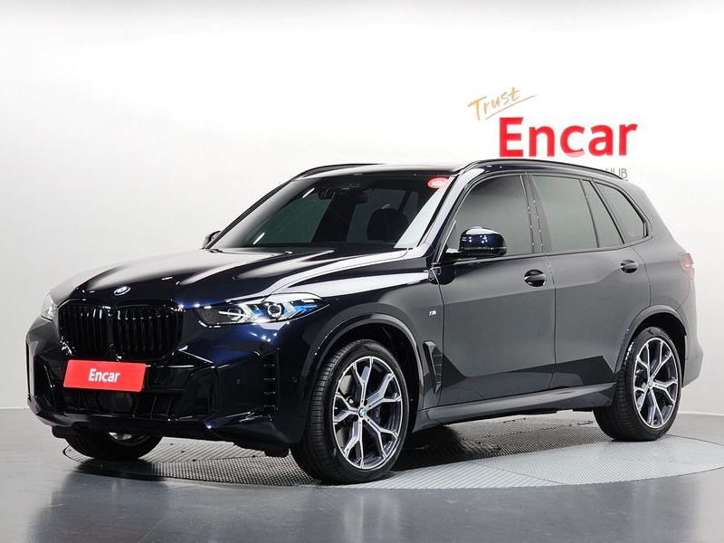2025 BMW X5 xDrive 40i M Sport photo 1