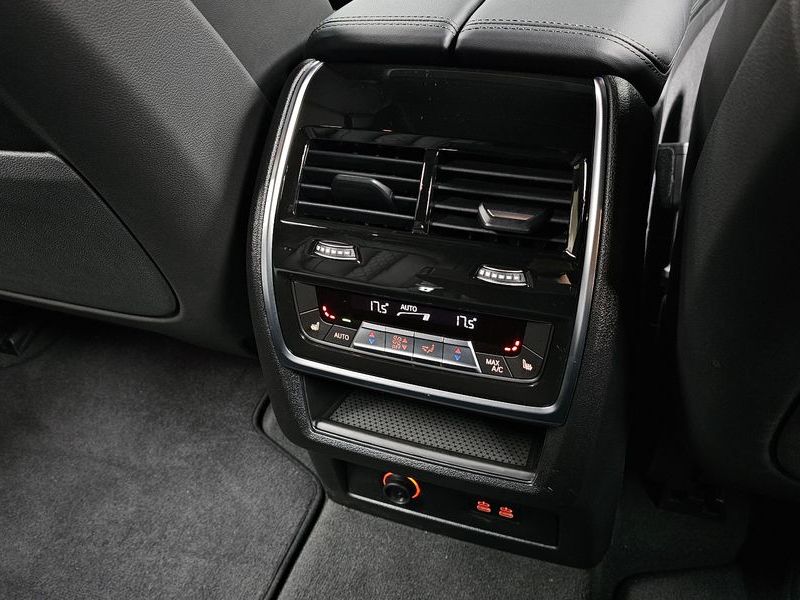 2025 BMW X5 xDrive 40i M Sport photo 18