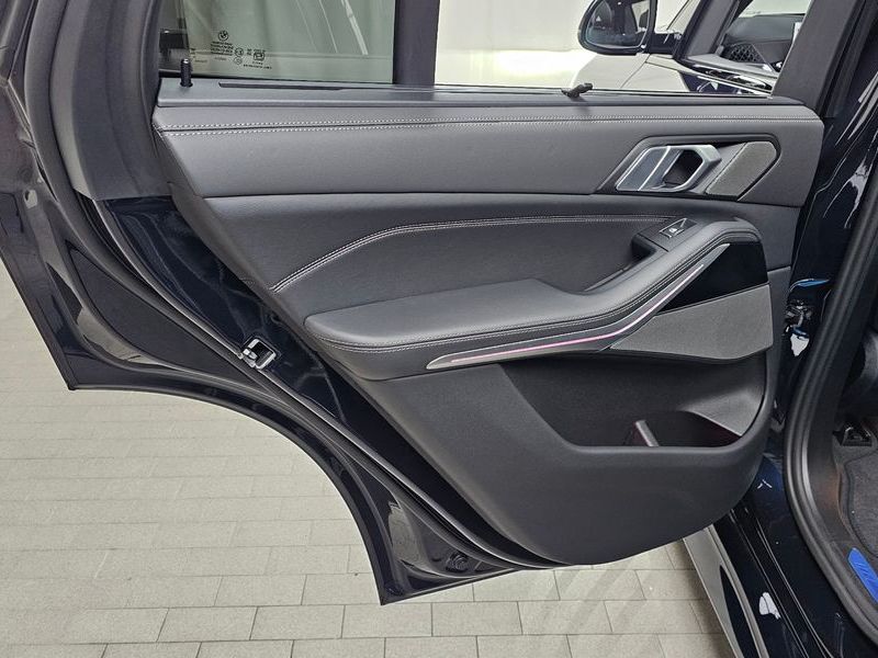 2025 BMW X5 xDrive 40i M Sport photo 25