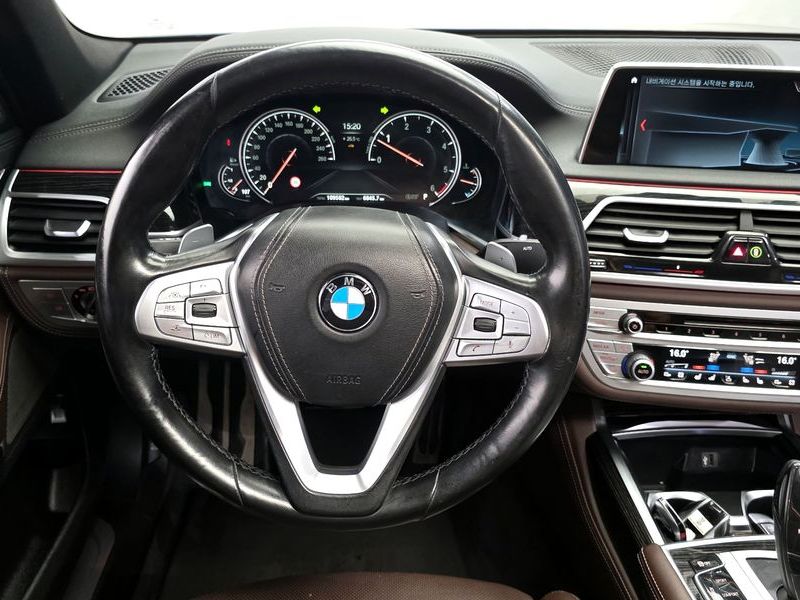 2018 BMW 7 Series 730Ld xDrive M Sport photo 14