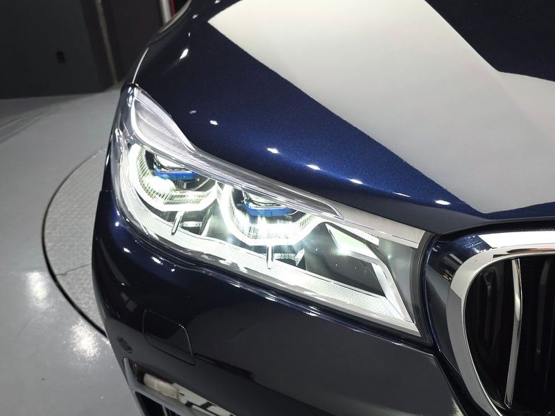 2018 BMW 7 Series 730Ld xDrive M Sport photo 22