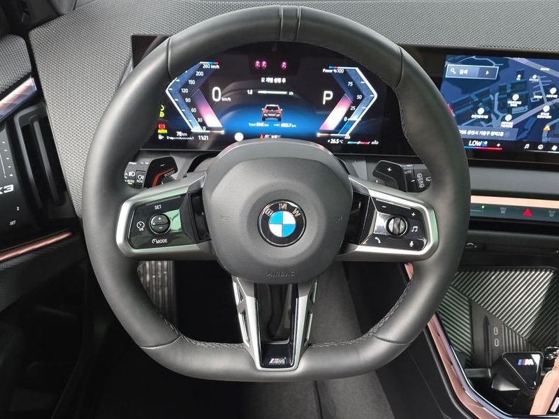 2025 BMW X3 xDrive 20 M Sport Pro photo 12