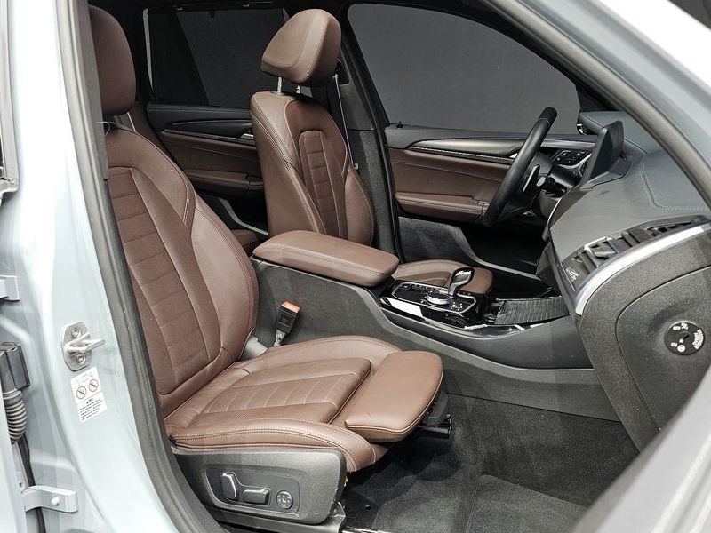 2024 BMW X3 xDrive 20i M Sports Pro photo 11