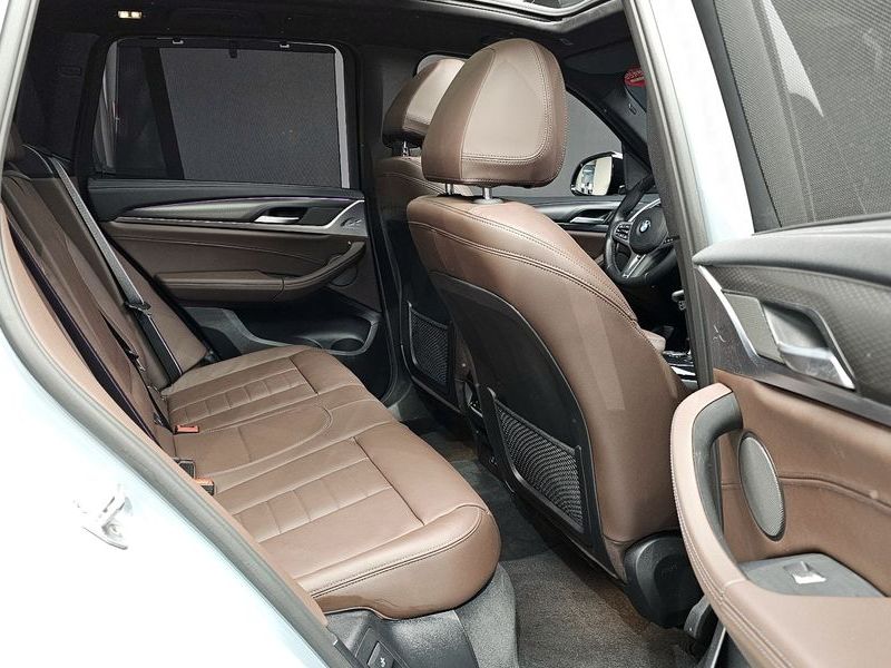 2024 BMW X3 xDrive 20i M Sports Pro photo 12