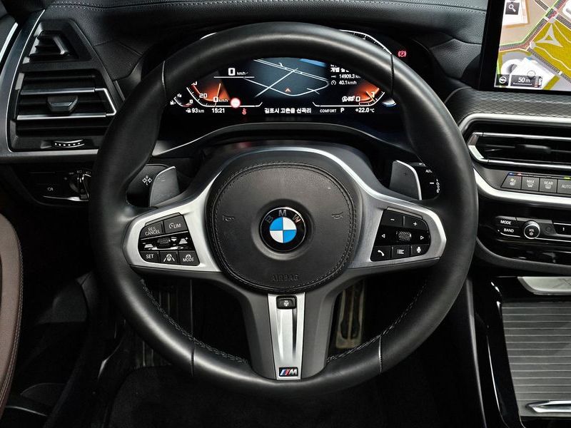 2024 BMW X3 xDrive 20i M Sports Pro photo 13