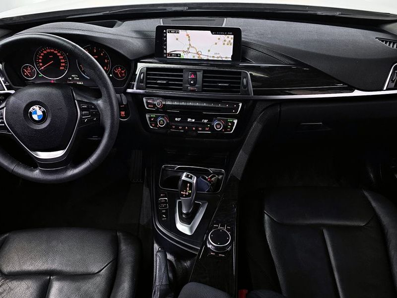 2018 BMW 3 Series GT 320d Luxury photo 7