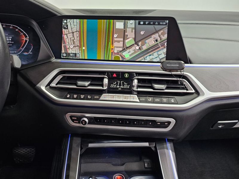 2022 BMW X7 xDrive 40d Design Pure Excellence 7-Seater photo 14