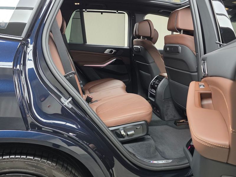 2025 BMW X5 xDrive 40i M Sport photo 11