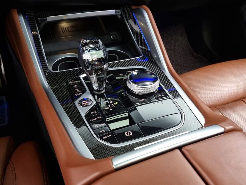 2021 BMW X6 M50i photo 9
