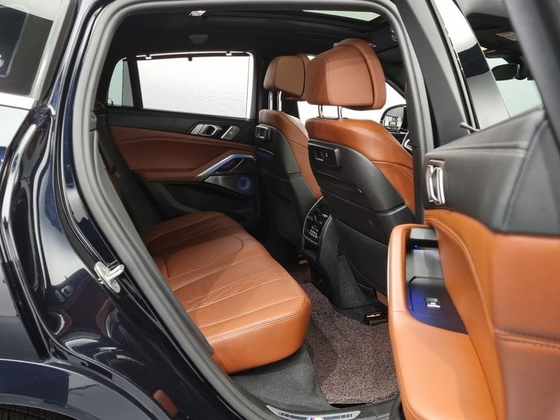 2021 BMW X6 M50i photo 12