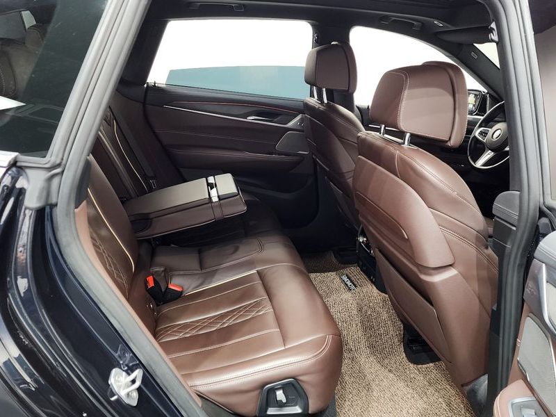 2022 BMW 6 Series 620d M Sport photo 12